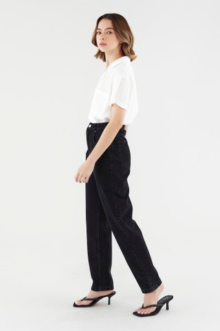 Carvell Tapered Jeans 