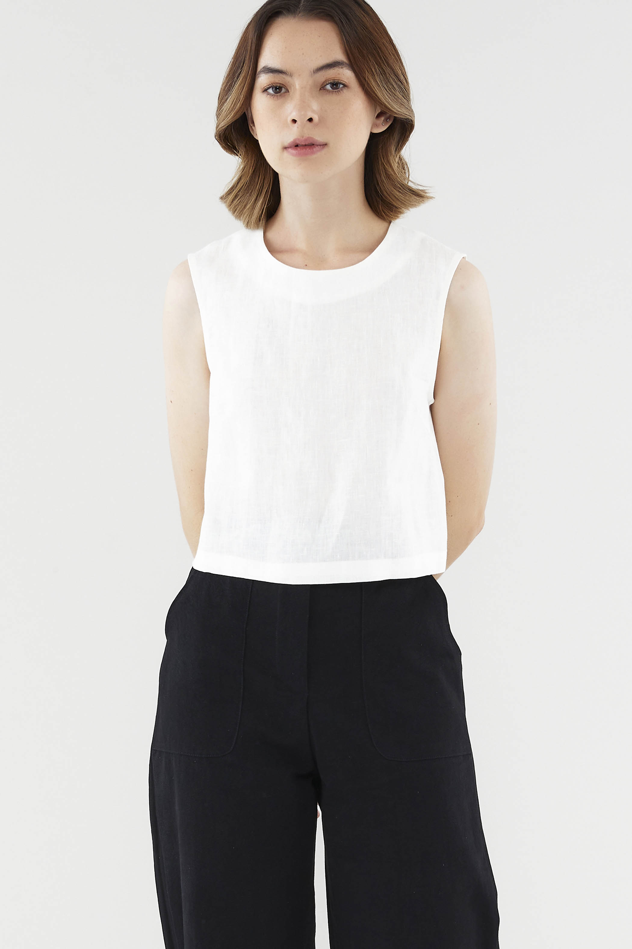 Macee Linen Crop Top 