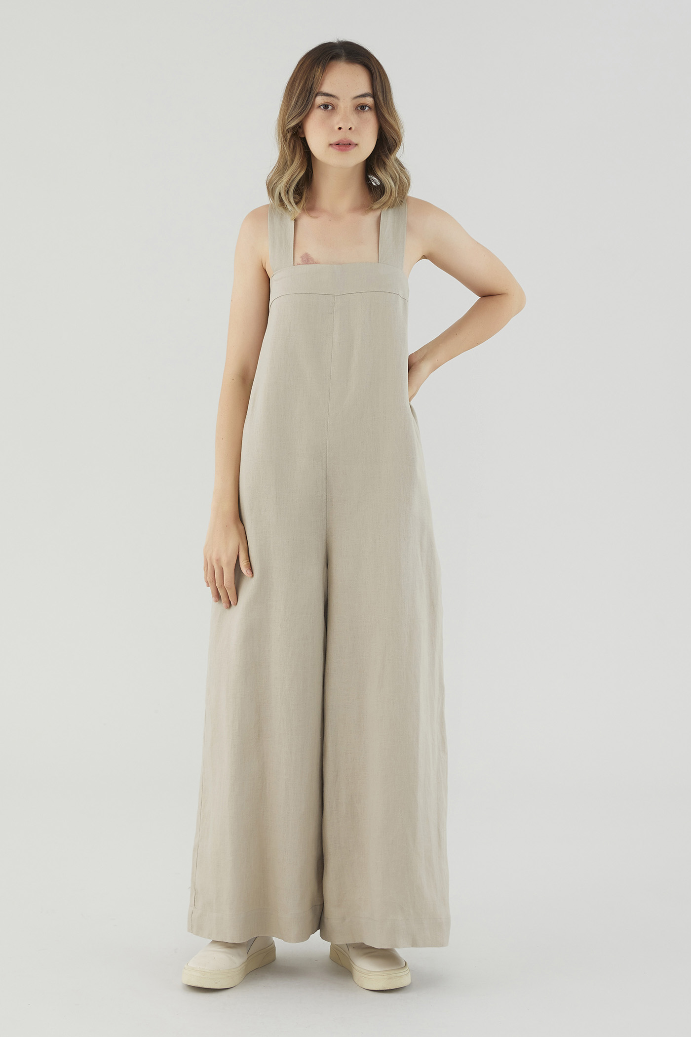 Dorene Linen Tie-Back Jumpsuit