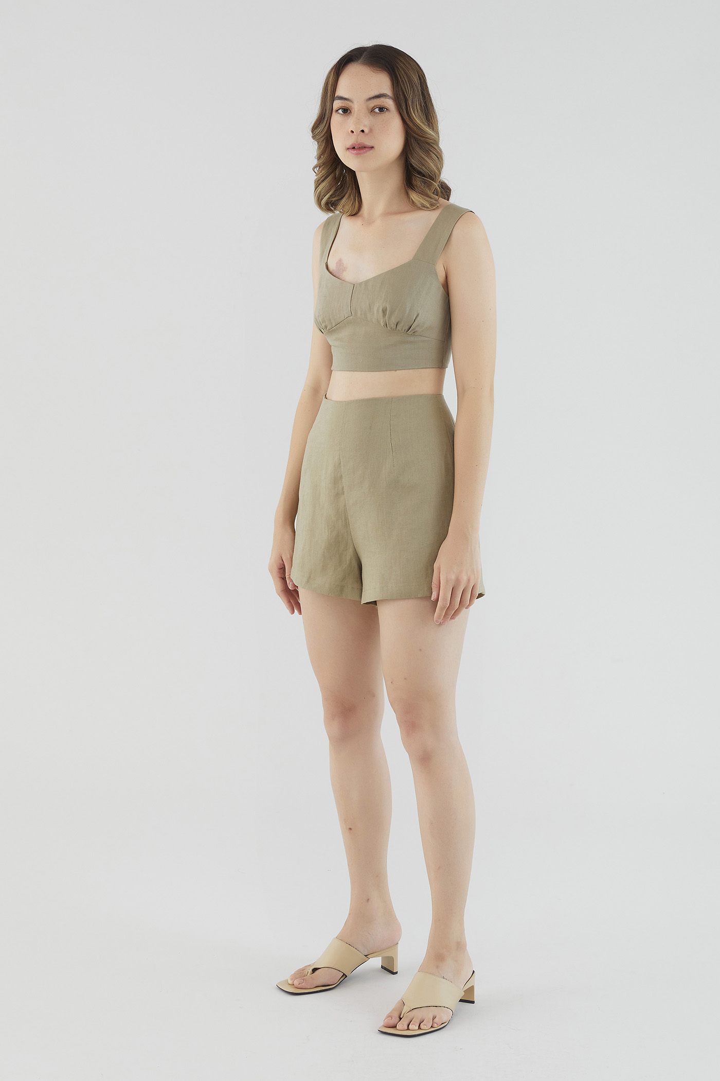 Corena Linen Relaxed Shorts