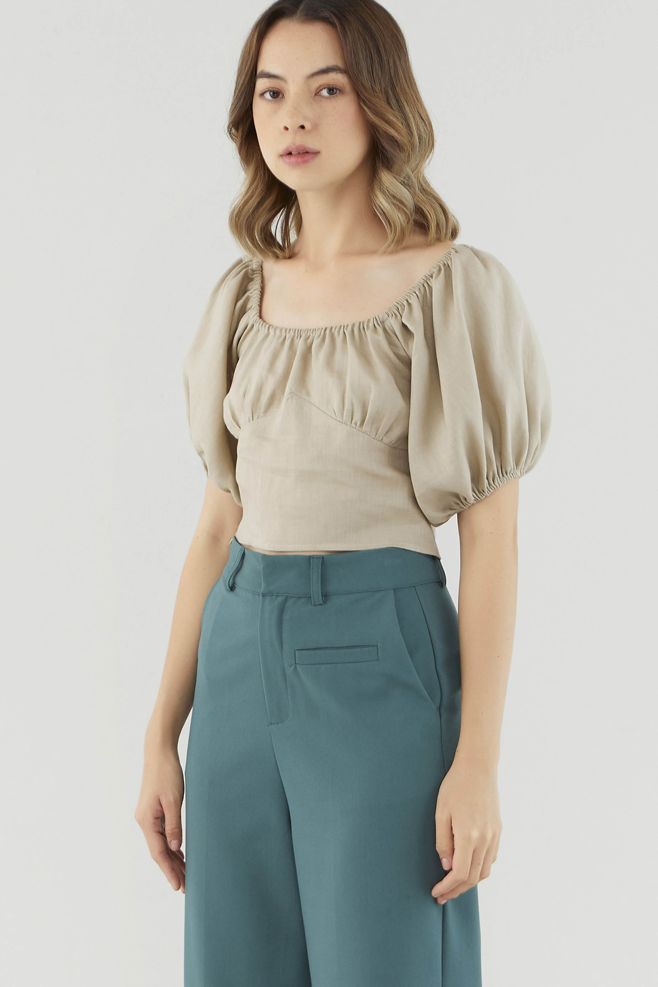Cascy Linen Off-Shoulder Blouse