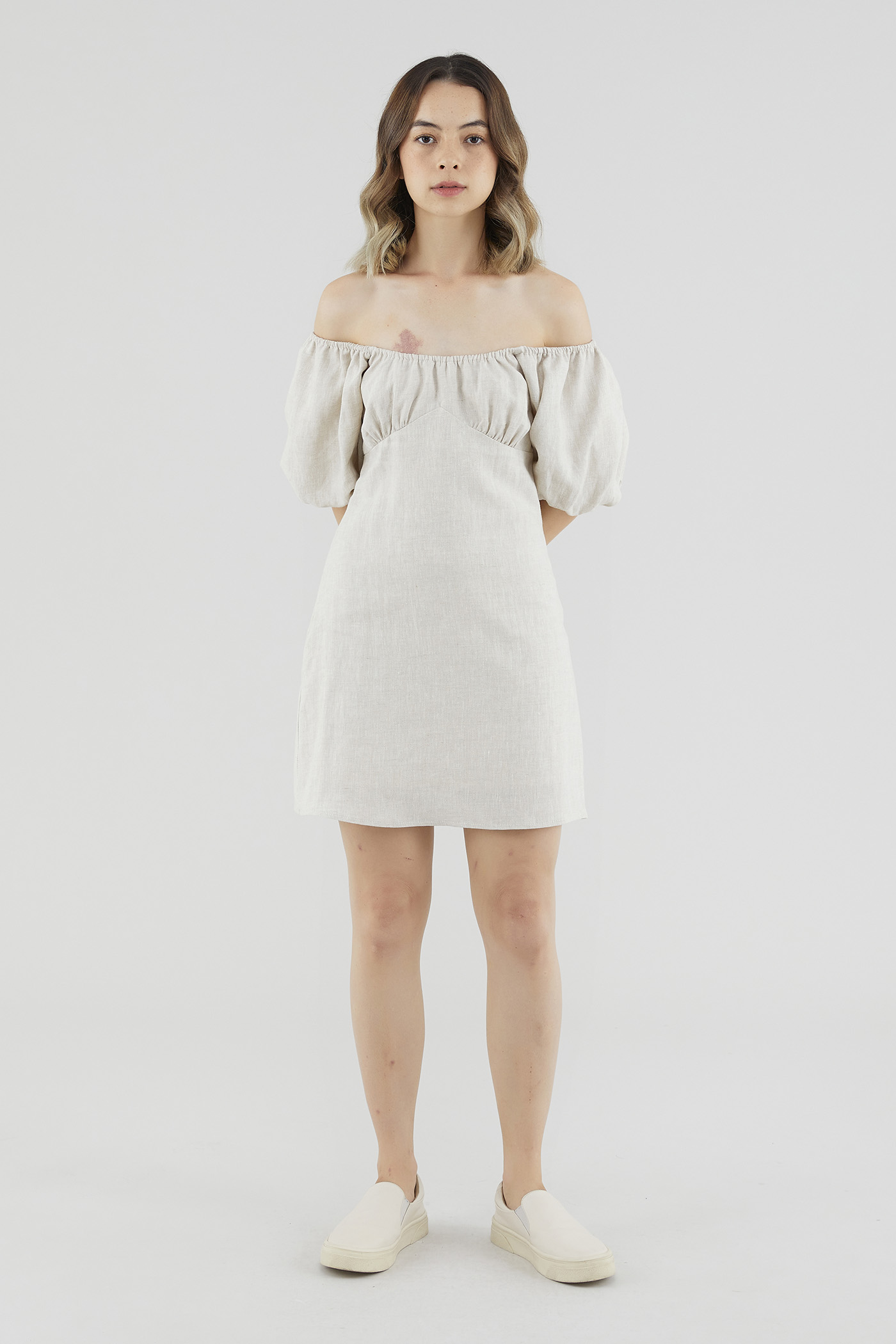 Bradee Linen Puff-Sleeve Dress