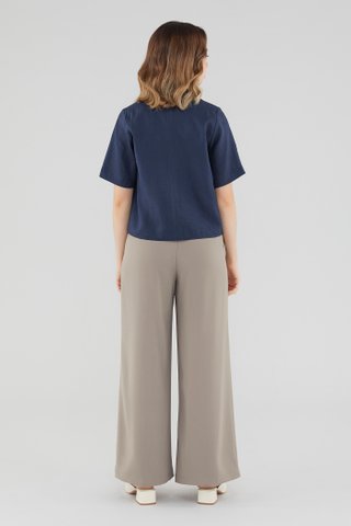 Genifer Linen Single-Button Top