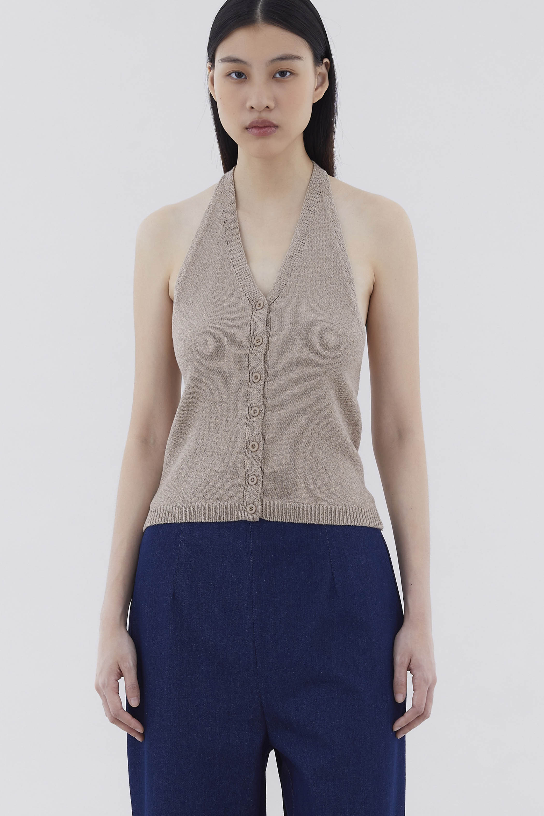 Pandoze Halter-Tie Top