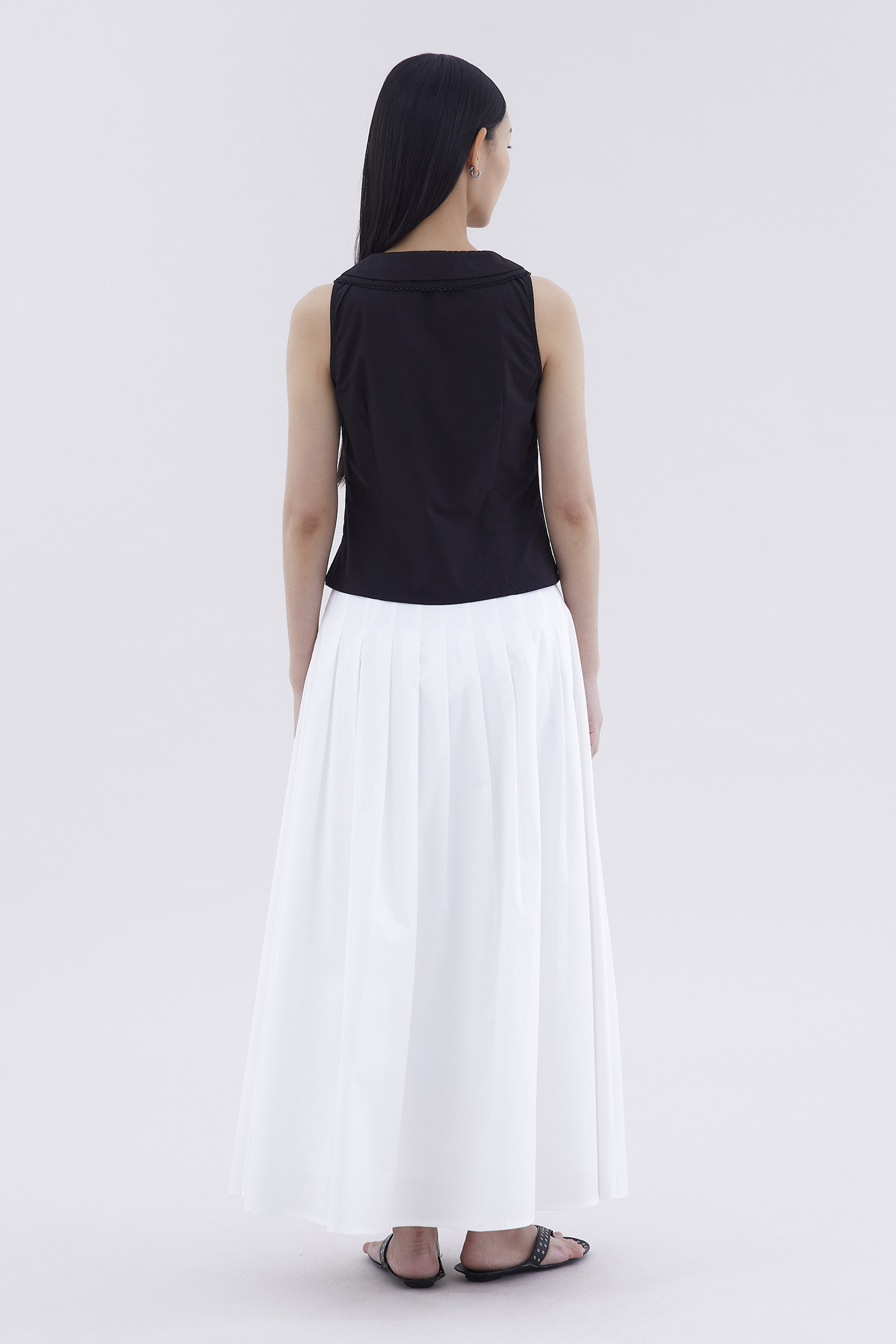 Phylicia Double Collar Sleeveless Shirt