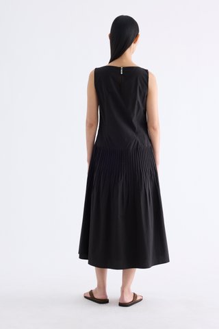 Geneviv Pleat Waist Dress