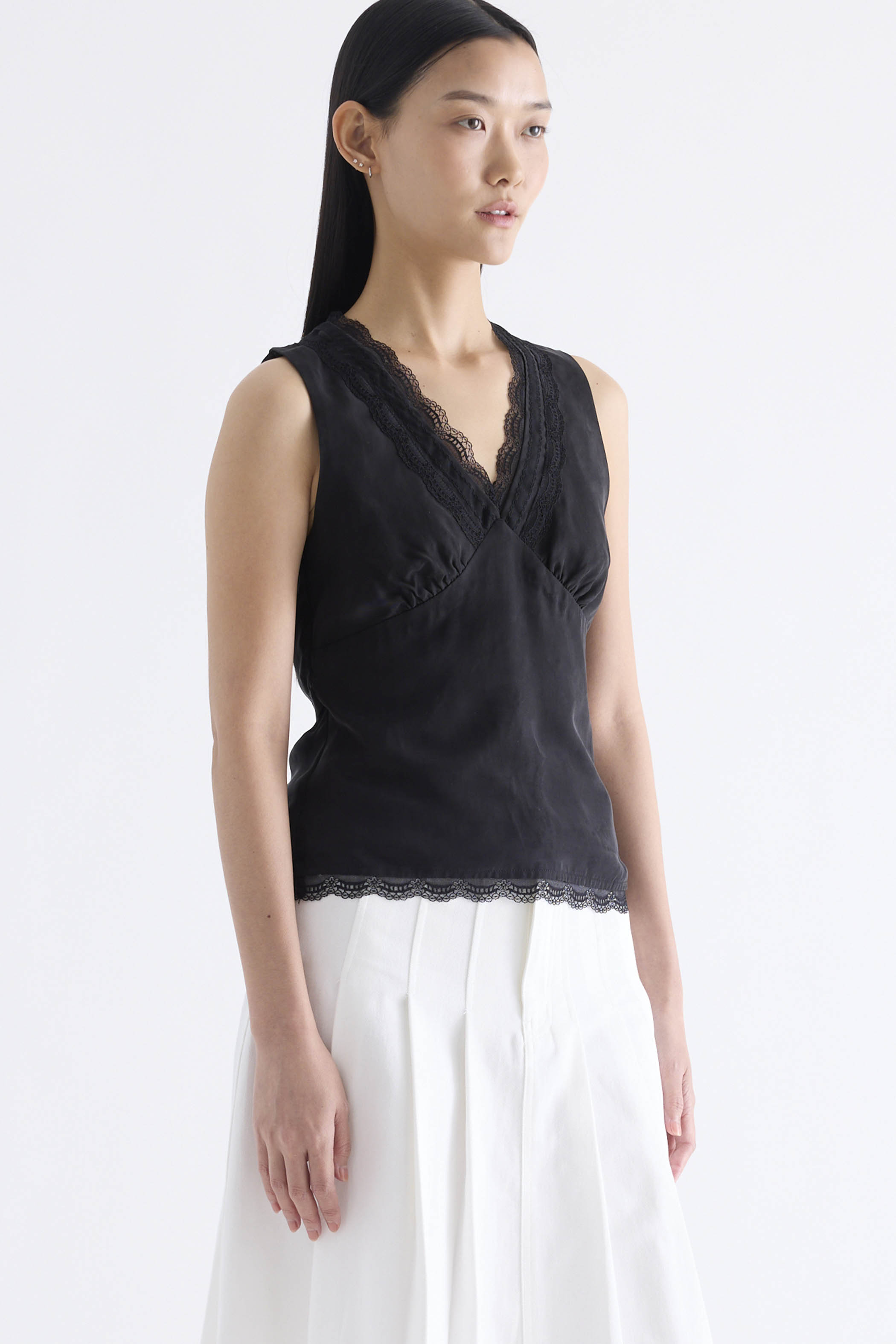 Jesabel V-Neck Fitted Top